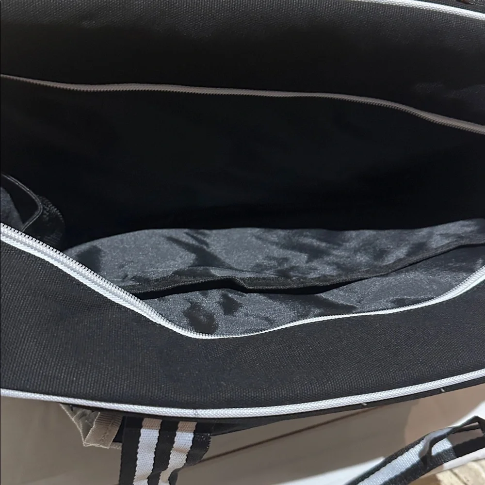 Stylish Black and White Waterproof Pickle Ball Classic Bag New